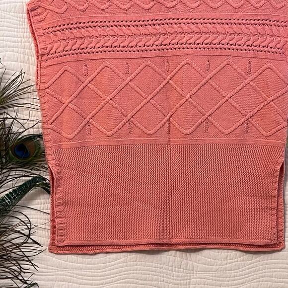 PuTian Boutique Cable Knit Hooded Poncho Vest Sleeveless Sweater Pink Size 7 8 M - Picture 3 of 7